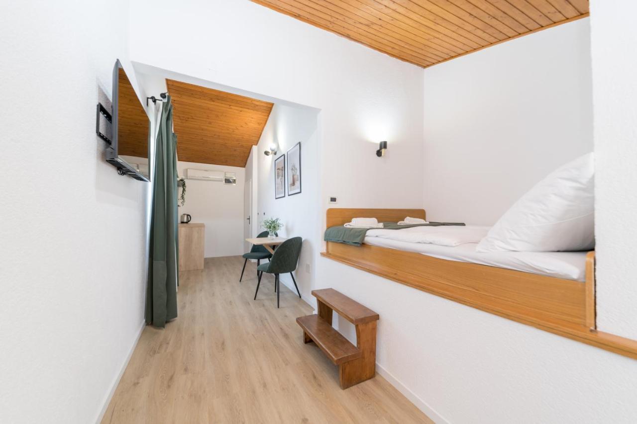 Bb Olive Bed & Breakfast Seget  Bagian luar foto