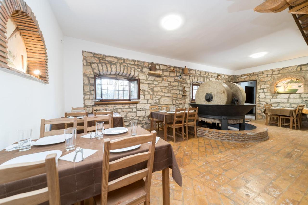 Bb Olive Bed & Breakfast Seget  Bagian luar foto